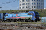 Siemens Vectron 193 529-5 durchfährt den Bahnhof Pratteln.