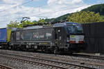 Siemens Vectron 193 711-9 durchfährt den Bahnhof Gelterkinden.