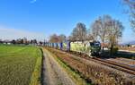 193 087 mit DGS 43945 am 15.11.2022 bei Langenisahofen.