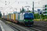 ELL 193 938 mit KLV in München-Heimeranplatz, Juni 2023.