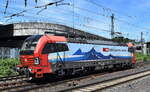 SBB Cargo International AG, Olten [CH]  mit der Vectron  193 473 , Name:  Luino  [NVR-Nummer: 91 80 6193 473-6 D-SIEAG] am 09.07.24 Höhe Bahnhof Hamburg Harburg.