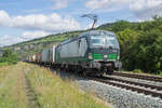 193 233-4 gesehen am 17.07.2024 bei Thüngersheim.