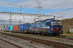 Siemens Vectron 193 534-5 durchfährt am 10.09.2024 den Bahnhof Pratteln.