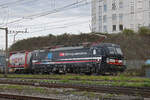 Siemens Vectron 193 659-0 durchfährt am 25.09.2024 den Bahnhof Pratteln.