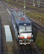 Im Mannheimer Hbf präsentierte sich am 02.02.2014 die MRCE-boxxpress-Vectron 193 853-9 wenige Wochen nach ihrer Abnahme.