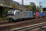 SIEMENS-VECTRON 193 804-2 zog einen intermodal am 17.04.14 durch hh-harburg