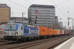 boxXpress.de 193 880 am 7.3.14 mit einem Containerzug in Düsseldorf-Rath.