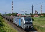 Die RTB 193 810 war am Nachmittag des 29. Mais 2015 mit dem LTE- Schwerölzug  48990 aus dem Fernheizkraftwerk Neudorf-Wenrdorf unterwegs, und konnte von mir in der dortigen Anschlussbahn fotografiert werden. 