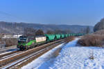 193 241 mit einem Getreidezug am 22.01.2017 bei Sandbach.