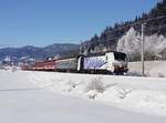 Die 193 772 mit einem Turnuszug nach Schladming am 21.01.2017 unterwegs bei Radstadt.