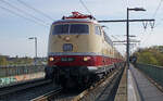 Lokomotive E03 001 am 22.04.2023 auf der Kölner Südbrücke.