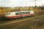 103 219 kam an einen Novembertag 1999 zuvor mit einem Sonderzug nach Sassnitz.Einen Tag spter traf ich die Lok wieder als Sie fotogerecht und ohne Publikum in Stralsund stand.