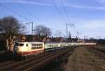 Jede Stunde, jede Klasse: 103 213 ist am 14.04.1988 bei Lneburg mit Ziel Hamburg Altona unterwegs.