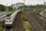 Am 10.08.2019 verlässt die Centralbahn-110 383-7 den Neusser Hauptbahnhof mit dem Sonderzug zum  Rhein im Flammen 