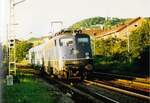 23.Juli 1990 Abfahrt Hp.Sülmertor 110 294-6 Bw TS mit N 7987 von Neckarelz nach Heilbronn ,im Hintergrund der Wartberg