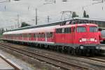 Die 110 463-7 zieht die RB35 von Kln nach Emmerich in Oberhausen HBF ein am 29.07.2011