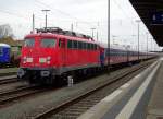 110 491-8 steht am 17. April 2015 mit einem BTE Sonderzug im Bahnhof Bamberg.