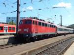 Meine erste 110er und die letzte 110er Bügelfalte ist die 110 491-8 der 
Bahn Tourisik Express. Sie kam am 13.5.15 mit dem Pilgersonderzug BTE 13491 
Hamburg-Altona - Lourdes in Köln Hbf eingefahren wo sie schon sehnsüchtig von einigen Fotografen erwartet wurde.

Köln Hbf 13.05.2015