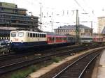 110 128-6 mit eine bunte RB 8424 Kln Deutz-Mnchengladbach auf Aachen Hauptbahnhof am 13-07-1998.