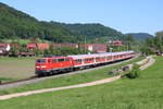 111 050 mit RE 19962 nach Stuttgart Hbf am 25.6.17 in Schleissweiler.