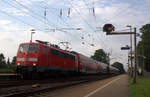 111 158 DB kommt die Kohlscheider-Rampe hoch aus Richtung Neuss,Herzogenrath mit dem RE4 aus Dortmund-Hbf nach Aachen-Hbf und fährt durch Kohlscheid in Richtung Richterich,Laurensberg,Aachen-West. 
Aufgenommen von Bahnsteig 1 in Kohlscheid. 
Am 12.6.2018.