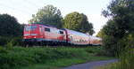 111 149 DB kommt die Kohlscheider-Rampe hoch aus Richtung Neuss,Herzogenrath mit dem RE4 Verstärkerzug  aus Düsseldorf-Hbf nach Aachen-Hbf und fährt in Richtung