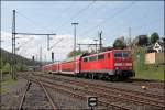 Die DB wird man noch lange im Regionalverkehr im Siegtal erleben knnen: 111 117 verlsst mit dem RE9, (RE 4861)  Rhein-Sieg-Express  am Haken, den Bahnhof Niederschelden Richtung Siegen. (03.05.2008)
