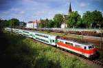 111 142 mit Stadt-Express in Mlheim (Ruhr)-Styrum (14. September 1997)