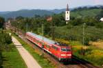 111 064 fhrt mit ihrem RB richtung Basel Bad Bf. Aufgenommen am 07.08.09 bei Denzlingen.