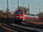 Am Morgen des 01.04.2012 schiebt 111 160-8 den RE4 auf der KBS 485 aus Aachen West Richtung Herzogenrath.