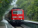 Re1 wird am 31.08.2012 von 111 122 mit hoher Geschwindigkeit von Aachen kommend durch den Haltepunkt Eilendorf Richtung Kln gezogen.