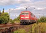 Am Samstag den 1.9.2012 schiebt am spteren Nachmittag die 111 079-0 einen RE4 Zug durch Kleinenbroich in Richtung Dortmund.