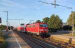 Am Samstagabend den 8.9.2012 ist die 111 149 bei der Einfahr in den Bahnhof Rheydt zu sehen. An diesem Tag fahren die Zge wegen Gleisbauarbeiten nur bis Kohlscheid.