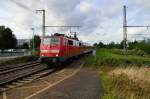 Am Dienstag den 10.9.2013 in Rheydt Hbf kommt die 111 101-2 mit N-Wagen als RE4 Verstrkerzug eingefahren.