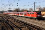 Die 111 046-9 und 111 005-5 auf Meridian Ersatzverkehr von München nach Salzburg in Rosenheim am 16.12.2013