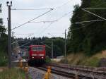 111 067 fährt am 21.06.14 mit dem RE 59688 von München nach Ingolstadt. Durchfahrt in Paindorf.