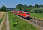 111 044 mit einem RE am 19.07.2015 bei Seestetten. 