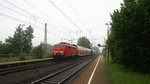 111 101-2 DB kommt die Kohlscheider-Rampe hoch aus Richtung Neuss,Herzogenrath mit dem RE4 aus Dortmund-Hbf nach Aachen-Hbf und fährt durch Kohlscheid in Richtung