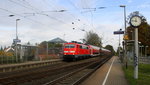 111 149 DB kommt die Kohlscheider-Rampe hoch aus Richtung Neuss,Herzogenrath mit dem RE4 aus Dortmund-Hbf nach Aachen-Hbf und fährt durch Kohlscheid in Richtung