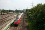 111 120 wurde am 28. Mai 2010 vom Steg über den Dormagener Güterbahnhof fotografiert.