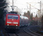 111 115 DB kommt mit dem RE4 von Dortmund-HBf nach Aachen-Hbf und kommt aus Richtung Neuss-Hbf,Mönchengladbach-Hbf,Rheydt-Hbf,Wickrath,Beckrath,Herrath und fährt in Erkelenz ein und