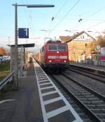 Am 02.11.2011 kam 111 050-1 mit einer RB in Orschweier an.