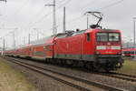 112 124-3 mit RE 18490 von Berlin Hbf(tief)nach Warnemünde bei der Einfahrt im Rostocker Hbf.06.05.2017 