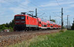 112 110 führte am 28.05.17 einen Leerzug des Kirchentagssonderverkehrs von Pratau nach Leipzig durch Gräfenhainichen.