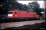 Am 4.10.1991 gehörte 112011 hier im Bahnhof Neustrelitz noch zu den Neulingen bei den Lokomotiven der Deutschen Reichsbahn.
