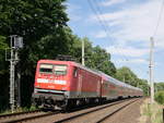 112 150 (ohne EDV-Kontrollziffer -8) mit dem RE1 (4312) Rostock - Hamburg; im Sachsenwald zwischen Schwarzenbek und Friedrichsruh, 03.07.2018  