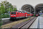 112 143-3 von DB Regio Schleswig-Holstein (DB Regio Nord) als RE 21035 (RE70) nach Hamburg Hbf steht im Startbahnhof Kiel Hbf auf Gleis 5.