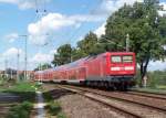 112 188-8 schiebt seinen RE2 (RE 38172) in den Bahnhof von Lbbenau/Spreewald ein. Die Fahrt begann in Cottbus und endete in Rathenow. Lbbenau/Spreewald den 13.08.2008