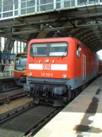 112 119 wartet am 28.05.2006 (Tag der Erffnung des Berliner Hbf)im Bahnhof Berlin Alexanderplatz auf die Abfahrt nach Rathenow.