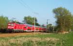 Laut Zugzielanzeiger bernimmt die RB43 heute den Job des RE2. Hier zu sehen bei der Beschleunigung aus der Stadt Lbebnau/Spreewald in Richtung Cottbus. 23.04.2009